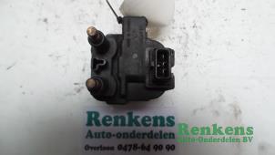 Gebrauchte Zündspule Renault Megane Preis € 15,00 Margenregelung angeboten von Renkens Auto-Onderdelen B.V.