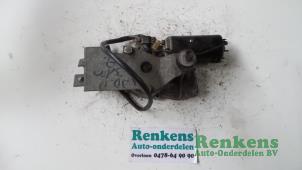 Usados Motor de limpiaparabrisas detrás Opel Kadett Precio € 15,00 Norma de margen ofrecido por Renkens Auto-Onderdelen B.V.