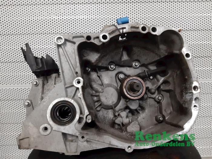 Gebrauchte Getriebe Renault Clio III (BR/CR) 1.2 16V 75 Preis € 300,00 Margenregelung angeboten von Renkens Auto-Onderdelen B.V.