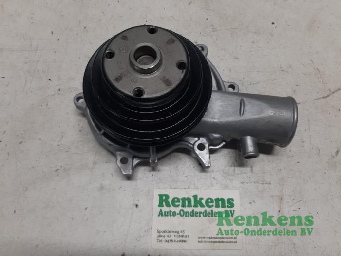 Nya Vattenpump Opel Rekord Pris € 50,82 Inklusive moms erbjuds av Renkens Auto-Onderdelen B.V.