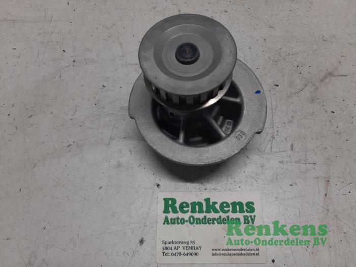Nya Vattenpump Opel Kadett D (31/32/33/34/41/42/43/44) 1.3 N Pris € 27,83 Inklusive moms erbjuds av Renkens Auto-Onderdelen B.V.