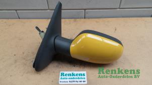 Usagé Rétroviseur extérieur gauche Renault Megane (EA) 1.6i Prix € 20,00 Règlement à la marge proposé par Renkens Auto-Onderdelen B.V.