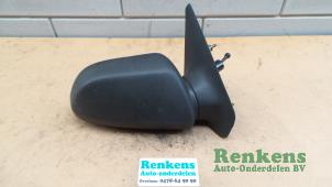 Usados Retrovisor externo derecha Renault R19 Precio € 20,00 Norma de margen ofrecido por Renkens Auto-Onderdelen B.V.