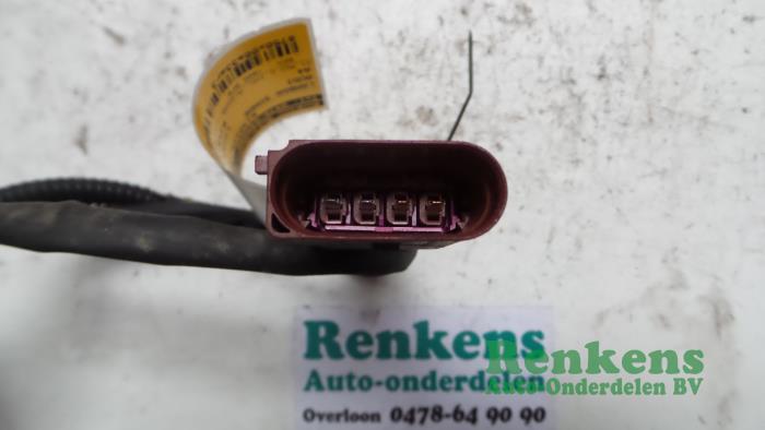 Sonde lambda d'un Audi A4 Cabriolet (B6) 1.8 T 20V 2005