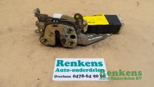 Used Front door lock mechanism 4-door, right Opel Omega Price € 25,00 Margin scheme offered by Renkens Auto-Onderdelen B.V.