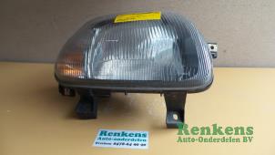 Used Headlight, right Renault Clio Price € 25,00 Margin scheme offered by Renkens Auto-Onderdelen B.V.