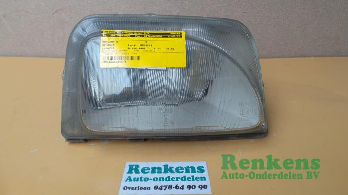 Headlight, right from a Renault Express 1996