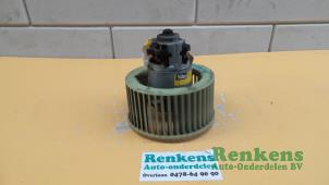 Usados Motor de ventilador de calefactor Renault Megane Precio € 20,00 Norma de margen ofrecido por Renkens Auto-Onderdelen B.V.