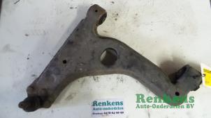 Usagé Bras de suspension avant gauche Opel Vectra Prix € 25,00 Règlement à la marge proposé par Renkens Auto-Onderdelen B.V.
