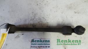 Usagé Bras de suspension avant gauche Volkswagen Polo II (86) 1.3 Prix € 20,00 Règlement à la marge proposé par Renkens Auto-Onderdelen B.V.