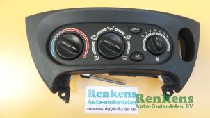 Gebrauchte Heizung Bedienpaneel Renault Megane Scenic Preis € 25,00 Margenregelung angeboten von Renkens Auto-Onderdelen B.V.