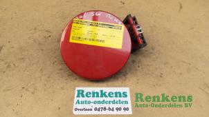 Used Tank cap cover Peugeot 306 Price € 15,00 Margin scheme offered by Renkens Auto-Onderdelen B.V.