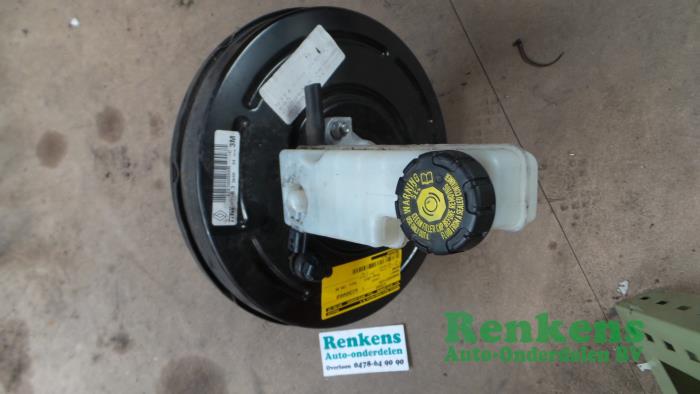 Usagé Servo frein Renault Megane III Grandtour (KZ) 1.5 dCi 90 Prix € 100,00 Règlement à la marge proposé par Renkens Auto-Onderdelen B.V.