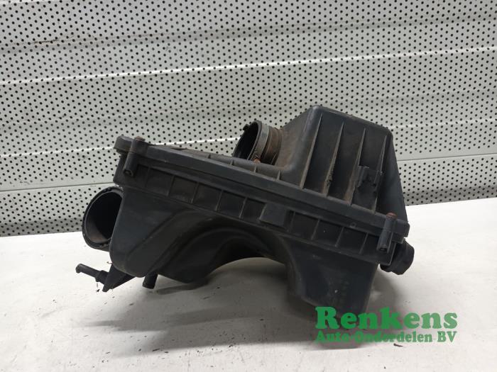 Gebrauchte Luftfiltergehäuse Opel Zafira (M75) 1.7 CDTi 16V Preis € 30,00 Margenregelung angeboten von Renkens Auto-Onderdelen B.V.