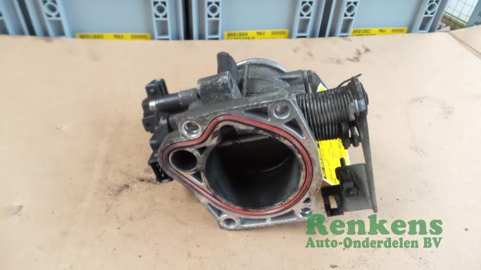 Gebrauchte Drosselklappengehäuse BMW 3 serie (E46/4) 318i Preis € 40,00 Margenregelung angeboten von Renkens Auto-Onderdelen B.V.