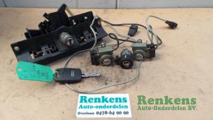 Usados Cilindro de juego de cerraduras (completo) Audi A3 Precio € 70,00 Norma de margen ofrecido por Renkens Auto-Onderdelen B.V.
