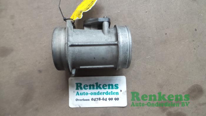 Gebrauchte Luftmassenmesser Audi A4 Avant (B6) 2.5 TDI 155 24V Preis € 20,00 Margenregelung angeboten von Renkens Auto-Onderdelen B.V.