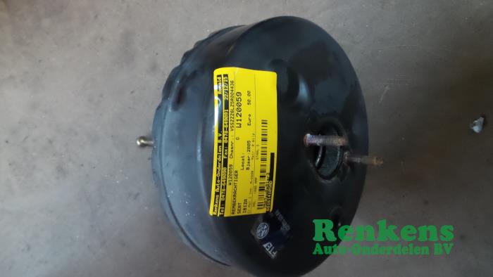 Usagé Servo frein Seat Ibiza III (6L1) 1.4 TDI Prix € 50,00 Règlement à la marge proposé par Renkens Auto-Onderdelen B.V.
