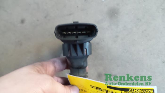 Ignition coil from a Opel Tigra Twin Top 1.4 16V 2006