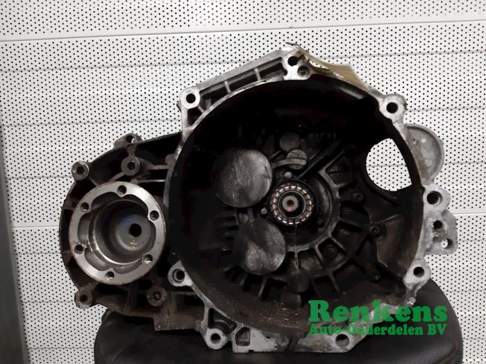 Gebrauchte Getriebe Volkswagen Touran (1T1/T2) 2.0 TDI DPF Preis € 450,00 Margenregelung angeboten von Renkens Auto-Onderdelen B.V.