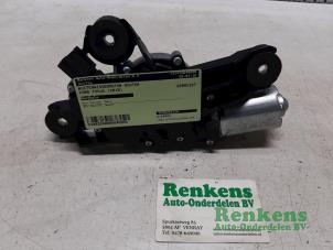 Used Rear wiper motor Ford Focus 2 1.6 TDCi 16V 110 Price € 15,00 Margin scheme offered by Renkens Auto-Onderdelen B.V.