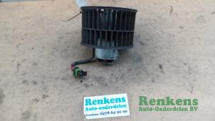 Used Heating and ventilation fan motor Renault Espace (JE) 2.0 Grand Espace Kat. Price € 25,00 Margin scheme offered by Renkens Auto-Onderdelen B.V.