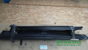 Used Luggage compartment cover Opel Omega Price € 30,00 Margin scheme offered by Renkens Auto-Onderdelen B.V.