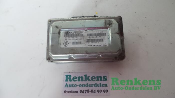 Used Automatic gearbox computer Renault Vel Satis (BJ) 2.2 dCi 150 16V Price € 50,00 Margin scheme offered by Renkens Auto-Onderdelen B.V.
