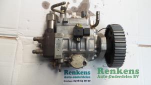 Używane Mechaniczna pompa paliwa Opel Corsa C (F08/68) 1.7 DTI 16V Cena € 100,00 Procedura marży oferowane przez Renkens Auto-Onderdelen B.V.