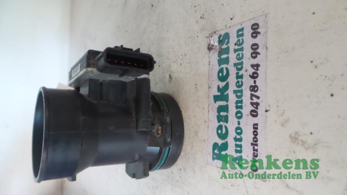 Gebrauchte Luftmassenmesser Ford Focus 1 1.6 16V Preis € 20,00 Margenregelung angeboten von Renkens Auto-Onderdelen B.V.