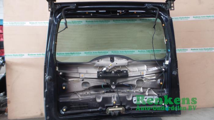 Portón trasero de un Renault Espace (JK) 2.0 16V 2004