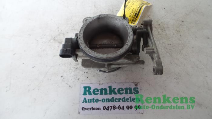 Gebrauchte Drosselklappengehäuse Renault Scénic I (JA) 1.6 16V Preis € 35,00 Margenregelung angeboten von Renkens Auto-Onderdelen B.V.