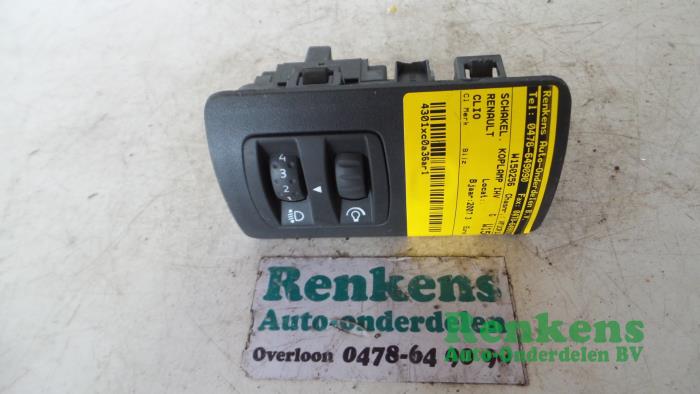 AIH headlight switch from a Renault Clio III (BR/CR) 1.2 16V 75 2007