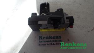 Used Rear door lock mechanism 4-door, left Opel Meriva 1.6 Price € 35,00 Margin scheme offered by Renkens Auto-Onderdelen B.V.