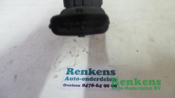 Ignition coil from a Opel Tigra Twin Top 1.4 16V 2008