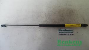 Used Rear gas strut, right Fiat Seicento (187) 1.1 SPI Hobby,Young Price € 10,00 Margin scheme offered by Renkens Auto-Onderdelen B.V.