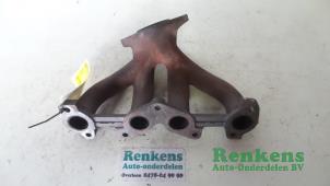 Used Exhaust manifold Renault Kangoo (KC) 1.2 Price € 35,00 Margin scheme offered by Renkens Auto-Onderdelen B.V.