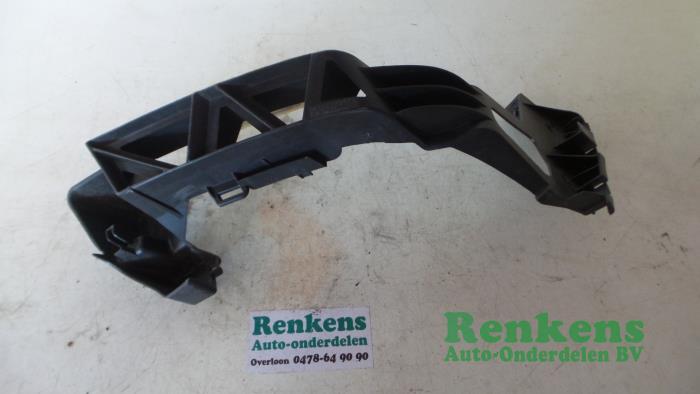 Rear bumper bracket, right from a Peugeot 207/207+ (WA/WC/WM) 1.6 16V VTi 2008