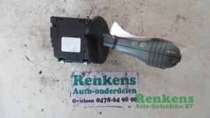 Gebrauchte Scheibenwischer Schalter Renault Twingo (C06) 1.2 Preis € 20,00 Margenregelung angeboten von Renkens Auto-Onderdelen B.V.