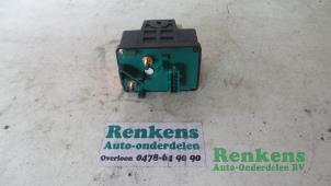 Used Glow plug relay Citroen Xsara Picasso (CH) 2.0 HDi 90 Price € 20,00 Margin scheme offered by Renkens Auto-Onderdelen B.V.