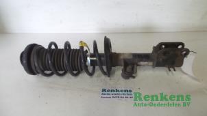 Used Front shock absorber rod, right Chevrolet Spark 1.0 16V Price € 30,00 Margin scheme offered by Renkens Auto-Onderdelen B.V.