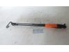 Front wiper arm from a Peugeot 107, 2005 / 2014 1.0 12V, Hatchback, Petrol, 998cc, 50kW (68pk), FWD, 384F; 1KR, 2005-06 / 2014-05, PMCFA; PMCFB; PNCFA; PNCFB 2008