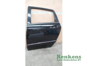 Used Rear door 4-door, left Mercedes B (W245,242) 2.0 B-200 CDI 16V Price on request offered by Renkens Auto-Onderdelen B.V.