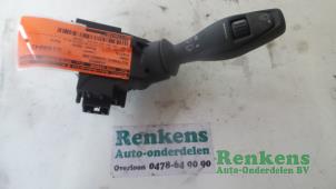 Gebrauchte Scheibenwischer Schalter Ford Fiesta 6 (JA8) 1.25 16V Preis € 20,00 Margenregelung angeboten von Renkens Auto-Onderdelen B.V.