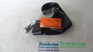 Usagé Ceinture de sécurité arrière centre Volkswagen Polo IV (9N1/2/3) 1.9 SDI Prix € 20,00 Règlement à la marge proposé par Renkens Auto-Onderdelen B.V.