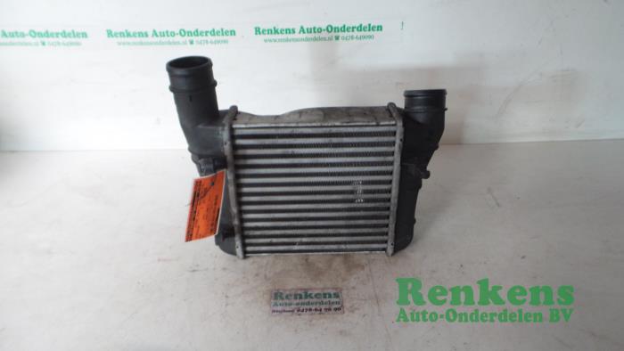 Usados Intercooler Audi A4 Avant (B7) 2.0 TDI Precio € 40,00 Norma de margen ofrecido por Renkens Auto-Onderdelen B.V.