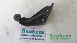 Used Sliding door roller, left Opel Combo Tour (Corsa C) 1.3 CDTI 16V Price € 10,00 Margin scheme offered by Renkens Auto-Onderdelen B.V.