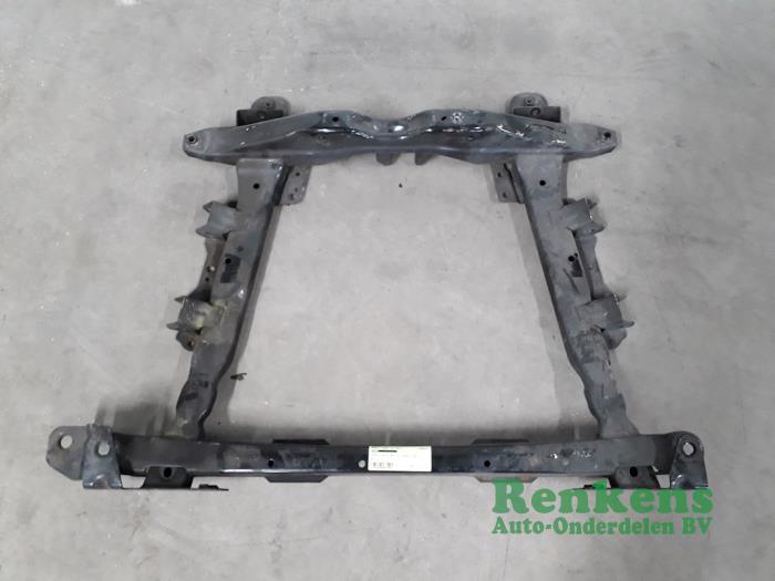 Usados Subchasis Renault Twingo II (CN) 1.5 dCi 90 FAP Precio € 75,00 Norma de margen ofrecido por Renkens Auto-Onderdelen B.V.