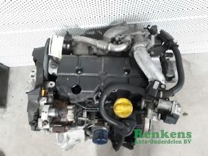 Używane Silnik Renault Scénic II (JM) 1.9 dCi 130 Cena € 600,00 Procedura marży oferowane przez Renkens Auto-Onderdelen B.V.