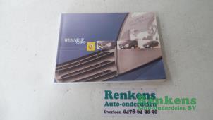 Used Instruction Booklet Renault Clio II (BB/CB) 1.2 16V Price € 10,00 Margin scheme offered by Renkens Auto-Onderdelen B.V.